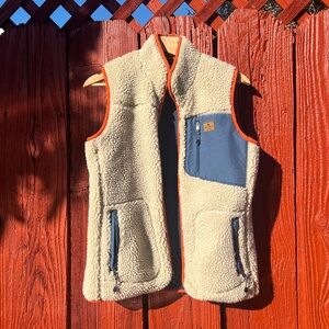 Eddie Bauer High Pile Sherpa Vest Size Small